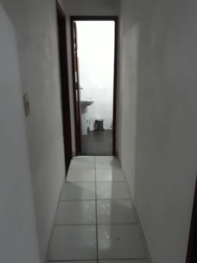 Marcelo Pousada E *